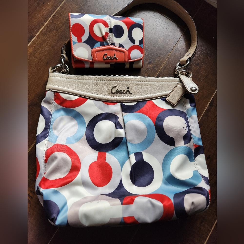 Coach shoulder bag with matching wallet